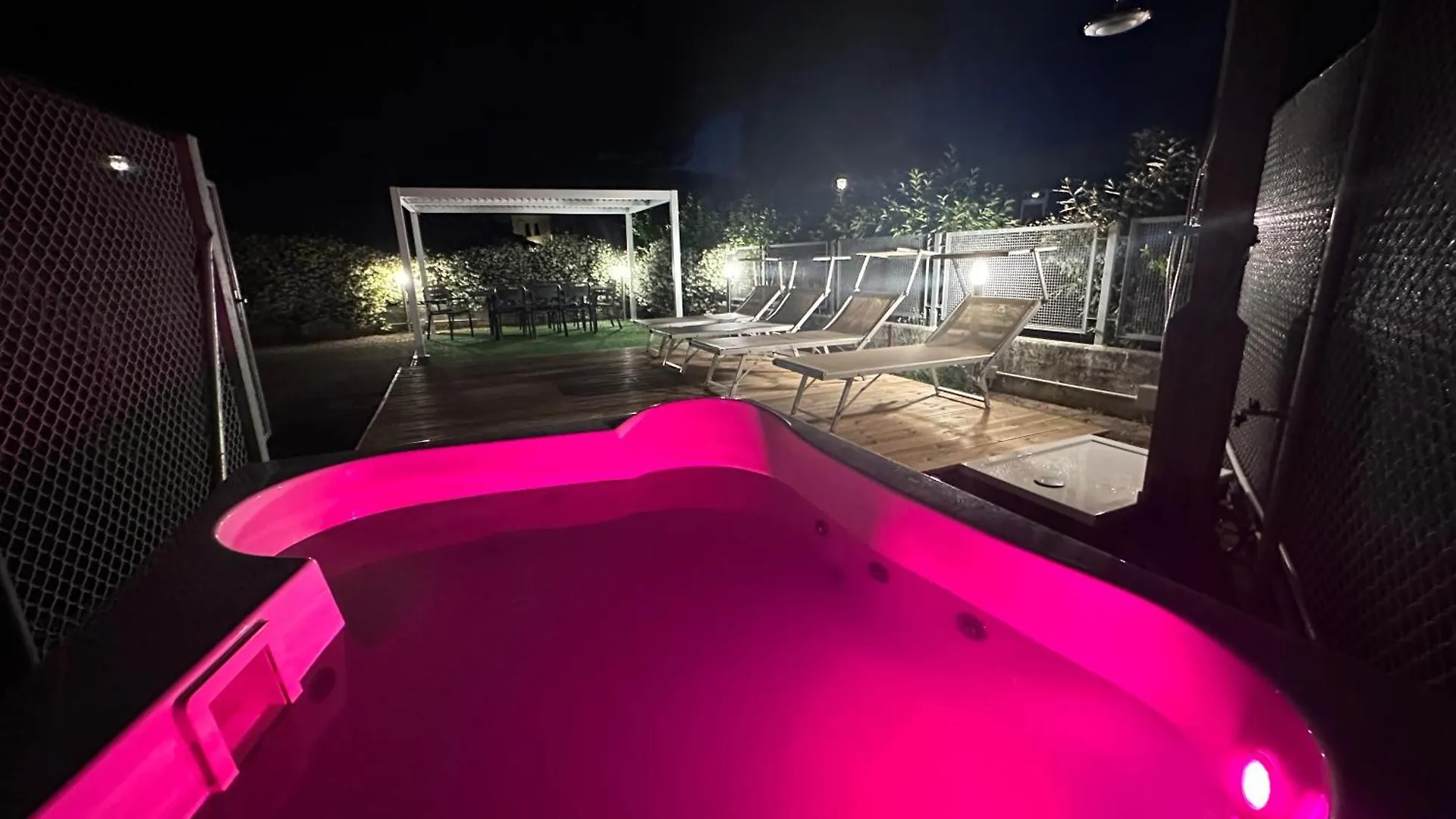 Apt Nettuno - Relax Prive - 3 Bedrooms - 2 Baths - Ac - Parking - Wifi Cervia Apartman