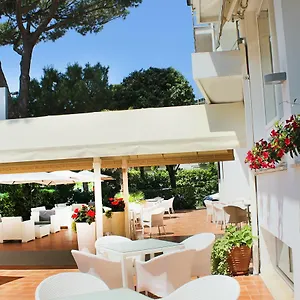 3* Hotel Manuela